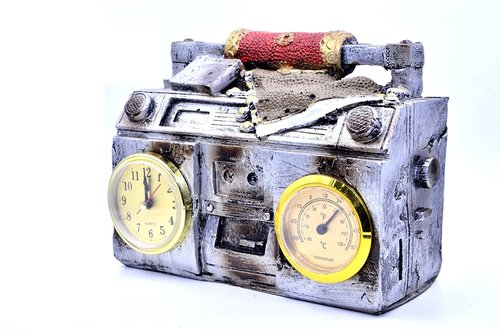 Decorative Shelf Clock