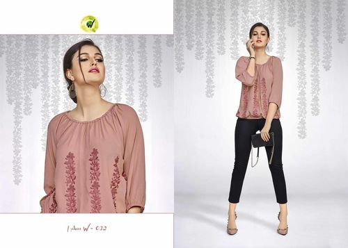 Embroiderd Embroidered Crepe Top