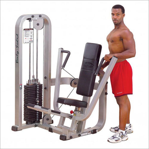 Pro Club Line Chest Press Machine