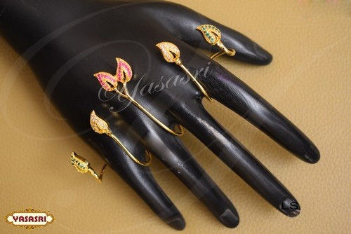 Golden Women Trendy Finger Ring