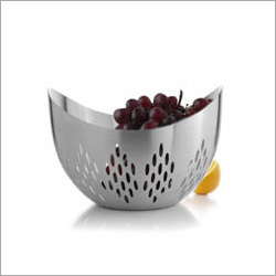 Stainless Steel Fruit Bowl By PRESHAA EXPORTS