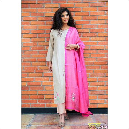 Embroidery Ladies Suit