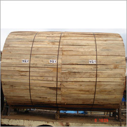 Timber Wooden Crates - Wood Material Weight 80-100 Kilograms | Versatile Sizes and Designs for Shipping and Handling Comfort
