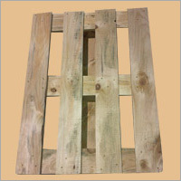 Wooden Colour Pine Wood Pallets Dimension(L*W*H): 1140 X 1140 X 138 Millimeter (Mm)
