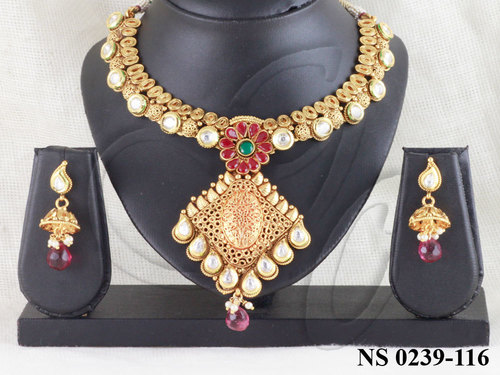 Antique Necklace Sets