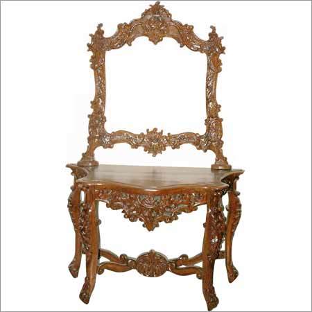 Antiqur Wooden Dressing Table