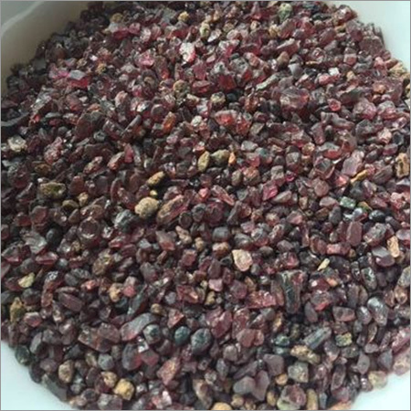 Sandblasting Abrasive Metal Stone Garnet Gravels - Natural River Garnet 0.5mm to 3.5mm Size Range Red Brown Color Machine Water Wash Dust Free Quality