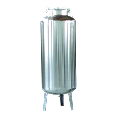 Water Storage Tank Diameter: 900 Millimeter (Mm)