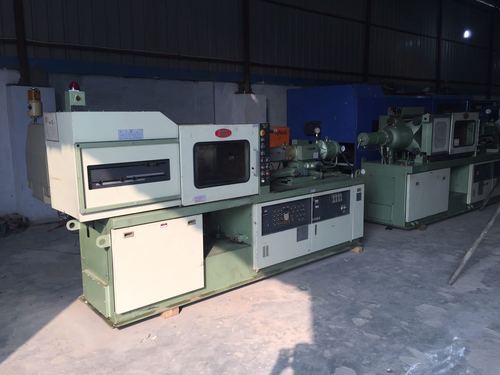 Hydraulic Injection Molding Machine
