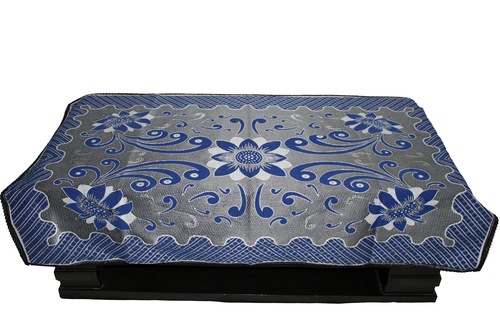 Durable Chenille Table Cover Kitkat
