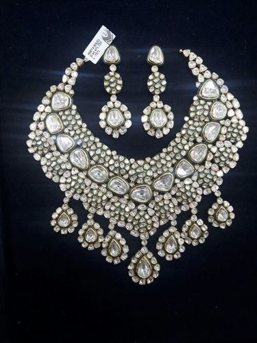 Diamond Kundan Necklace Set