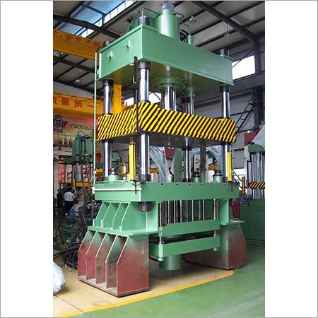 Wide Bed Four Column Hydraulic Press - Product Type: Semi Automatic