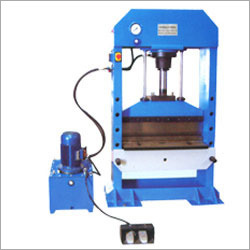 Molding Machine Molding Machine