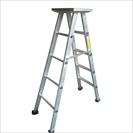 Self Supporting Stool Ladder