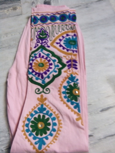 Embroidered Lagging