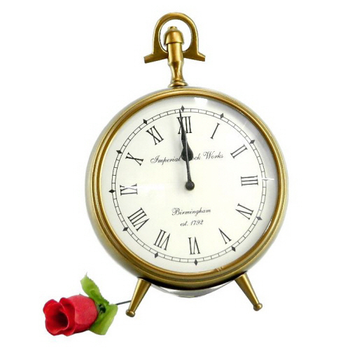 एल्युमिनियम टेबल क्लॉक ब्रास एंटीक