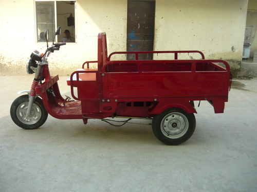 Battery Operstor Loader