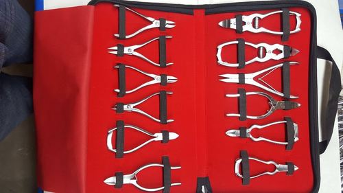 GLOSSY DENTAL INSTRUMENTS