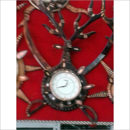 Decorative Wooden Wall Clock - Wood Various Sizes & Intricate Patterns | Elegant Design with Easy-to-Read Dial for Contemporary Home Decor