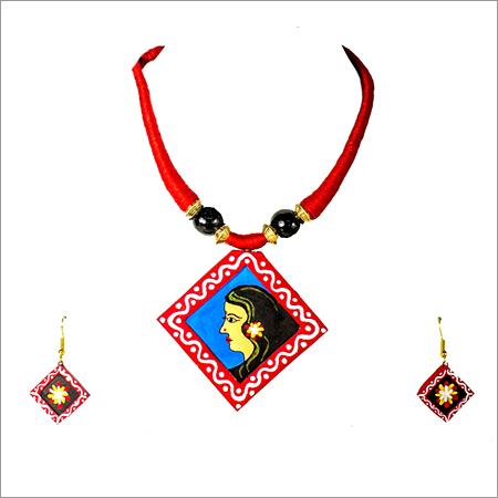 Handmade Fancy Necklace Set