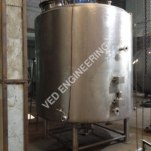 SS Storage Tank - Durable Stainless Steel, Large Capacity for Efficient Liquid Storage