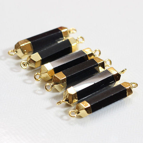 Black Onyx Gold Electroplated Connector