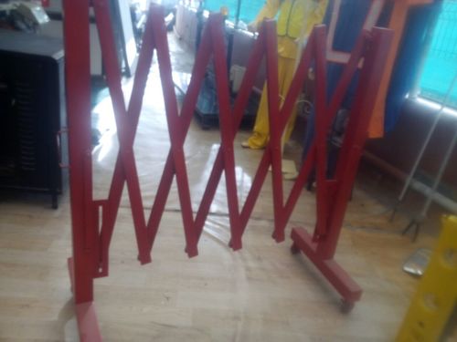 Metal Expandable Barrier