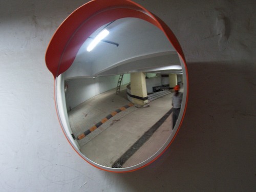 Convex Mirror