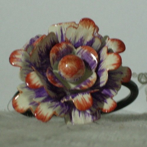 Iron Napkin Ring Flower Hand Painted Creme