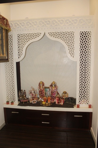 Easy To Clean Wooden Home Furniture