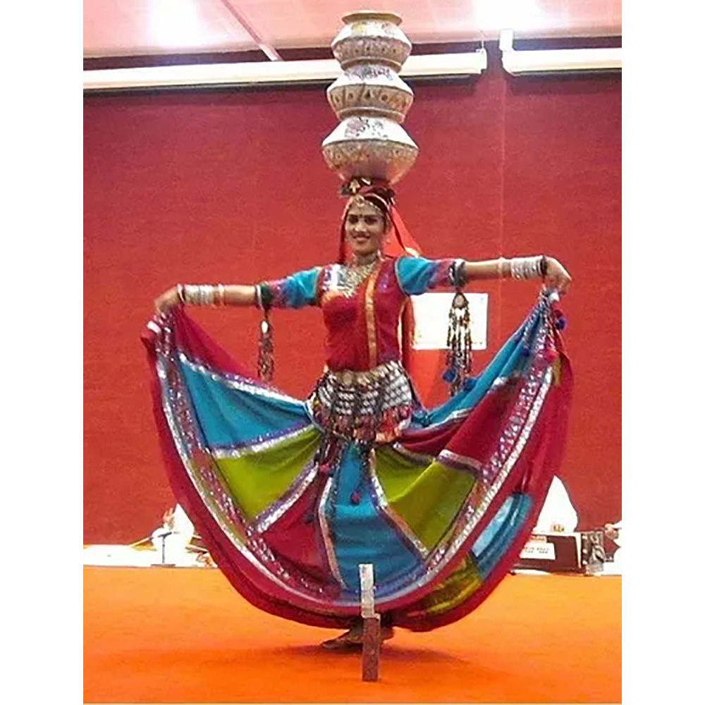 Folk Dance of Karnataka Traditional Dance of Karnataka  Lifestyle Fun