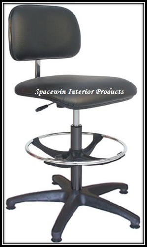 Lab Chairs / Lab Stools