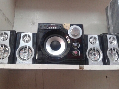 Home Theatre - Plastic & Wood, 25x15x10 cm | Compact Design, High Fidelity, Surround Sound, Wireless Streaming, 100W Power