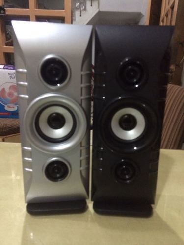 12" Satelite With 3" Speakers