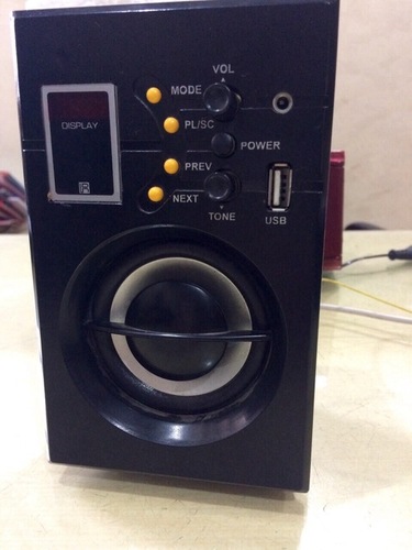 Mobile USB/FM 3"/102 Nos