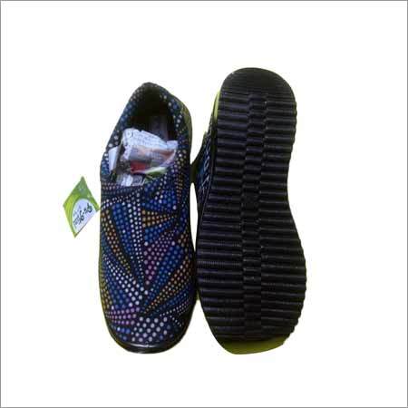 Ladies Shoes - Fabric Material Size 4-8 | Waterproof Finish Intricate Patterns Excellent Durability Anti-Slip Grip