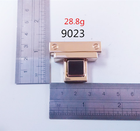 Light Gold Press Lock For Luxury Leather Goods