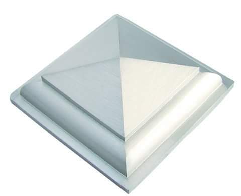 Brass Royal Pyramid Mirror Cap