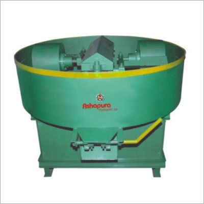 Pan Mixture With Roller