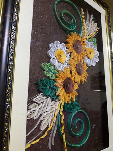 Handmade Yellow Green Quilling Scenery