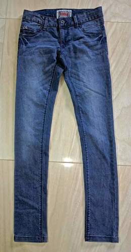 Women's Slim Fit Jeans - Premium Wash Sizes 24 to 36 Perfect for Casual Wear