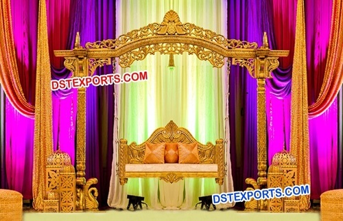 Mehndi Stage With Swing Jhoola