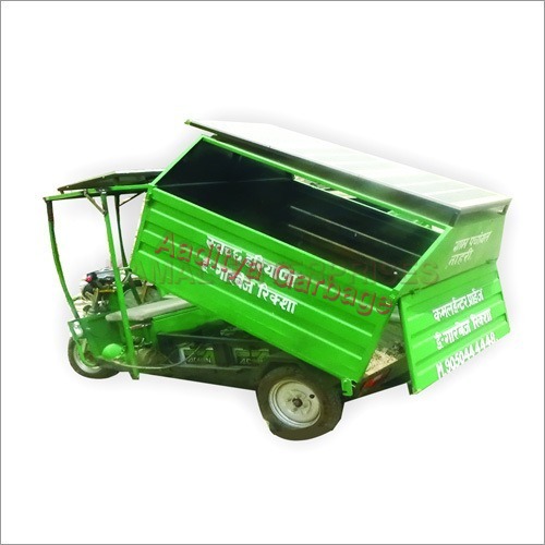 Solar & Battery E-Rickshaw