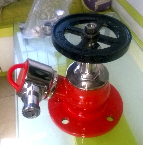 Hydrant Valve - Durable Brass, Standard Size, Fire Station Application | Reliable and Robust Design for Emergency Situations