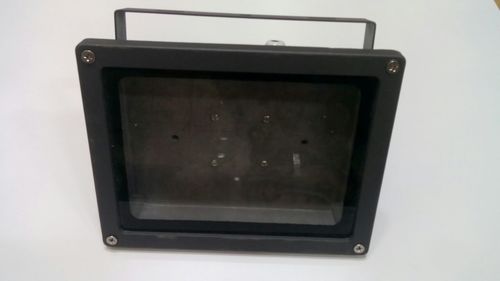 बाढ़ प्रकाश संलग्नक