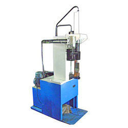 Cooker Riveting Machine