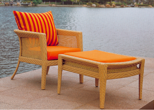 Mesh Style Wicker Day Lounger No Assembly Required