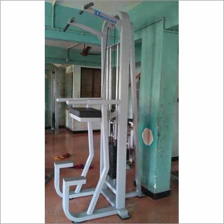 Pull Ups Machine