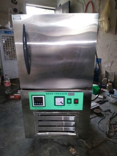 Laboratory Deep Freezer