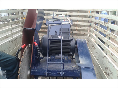 RCC Concrete Cutting Machine